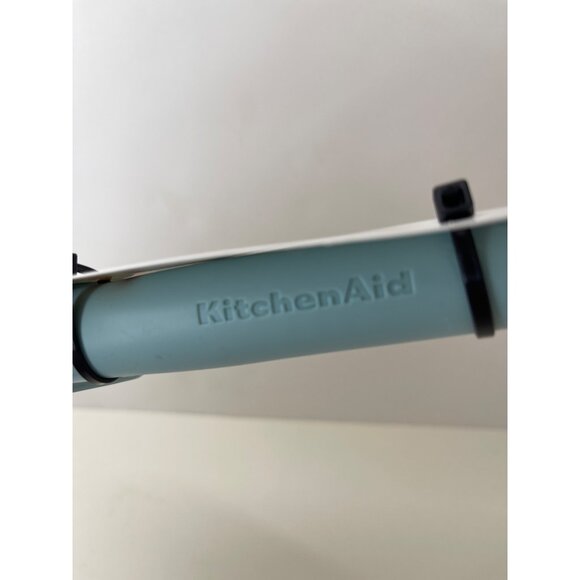 KitchenAid Ice Blue Pizza Wheel Stainless Steel Blade Soft Grip Handle NEW - Picture 3 of 5